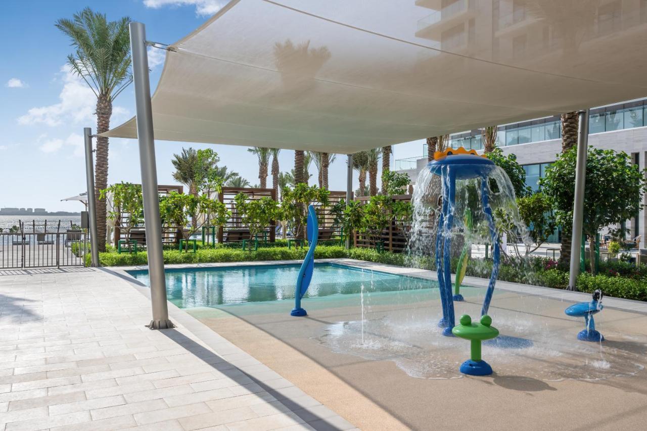 Address Beach Resort Bahrain Manama Exterior photo Children's pool at the Atlantis, The Palm