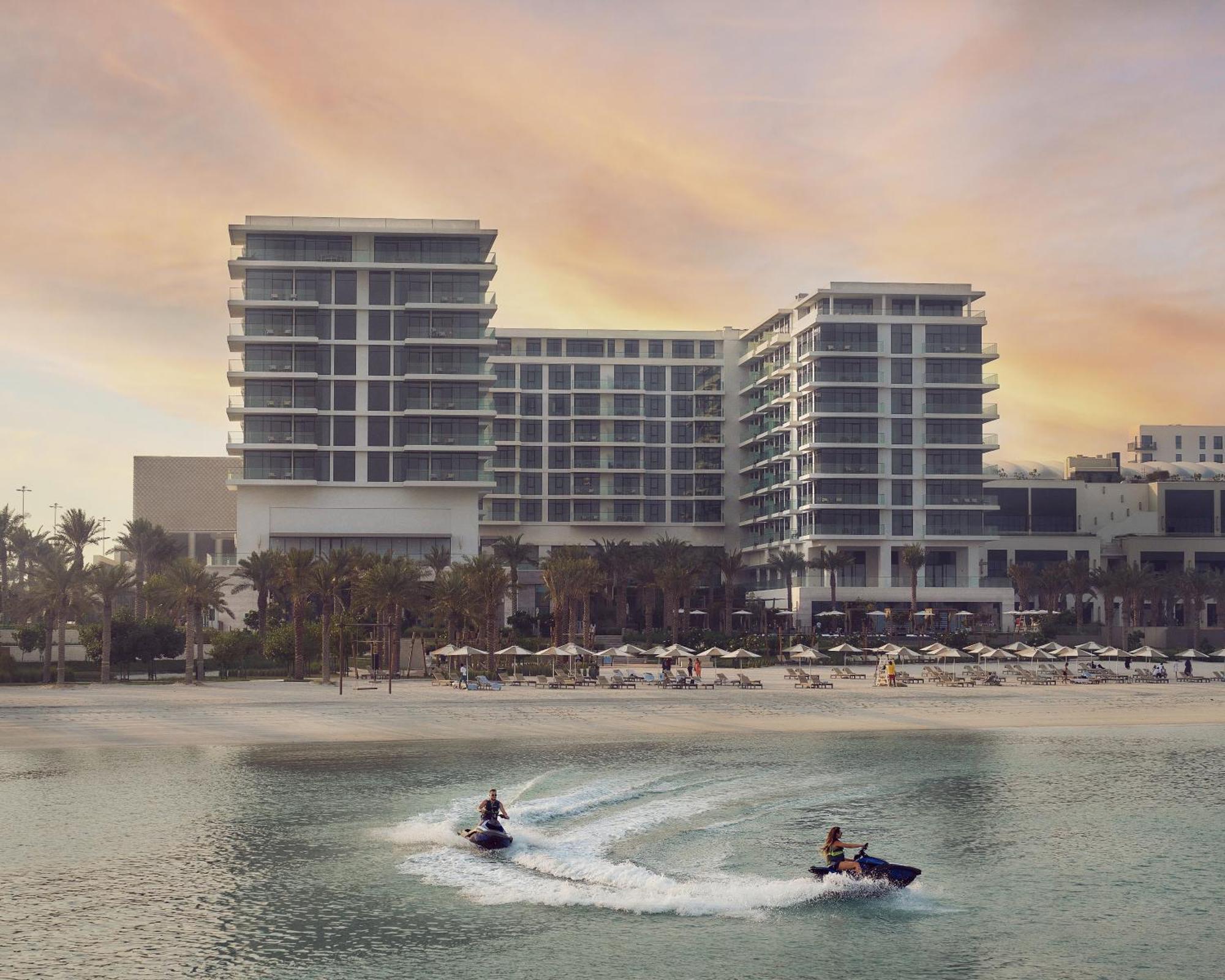 Address Beach Resort Bahrain Manama Exterior photo The Westin Dubai